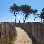 T2 , Beautiful View In Near Hyères