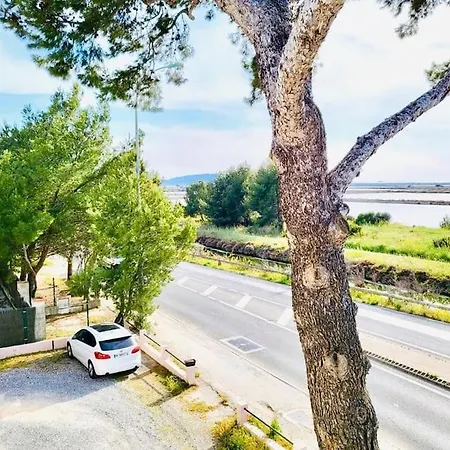 T2 , Beautiful View In Near Appartement